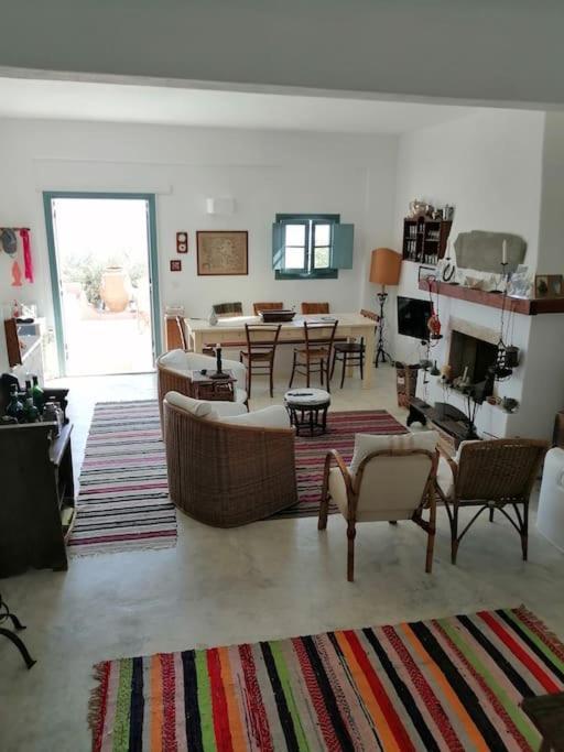 Casa Dei Melograni At Vourlidia Leros Villa Vromolithos Eksteriør bilde
